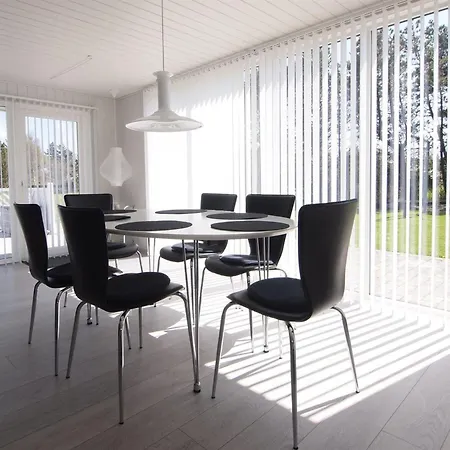 Holiday home Emmarenze - 400m From The Sea By Interhome Blavand