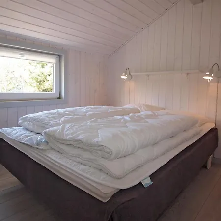 Emmarenze - 400m From The Sea By Interhome Blavand