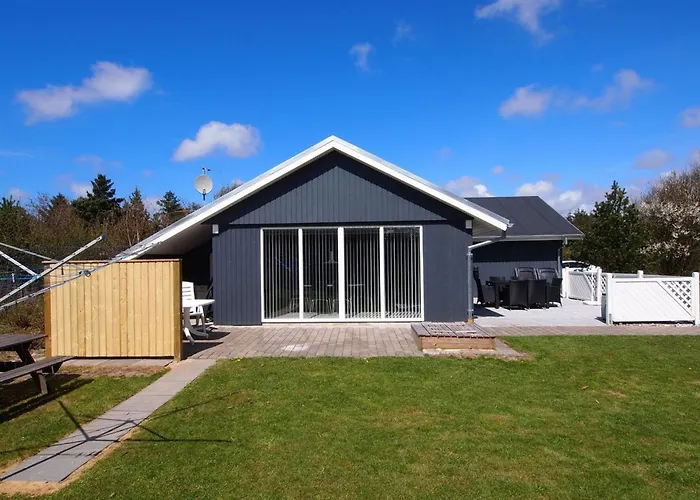 Holiday home Emmarenze - 400m From The Sea By Interhome *